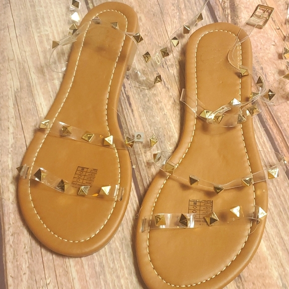 Studded sandels clear size 8 - Picture 4 of 6